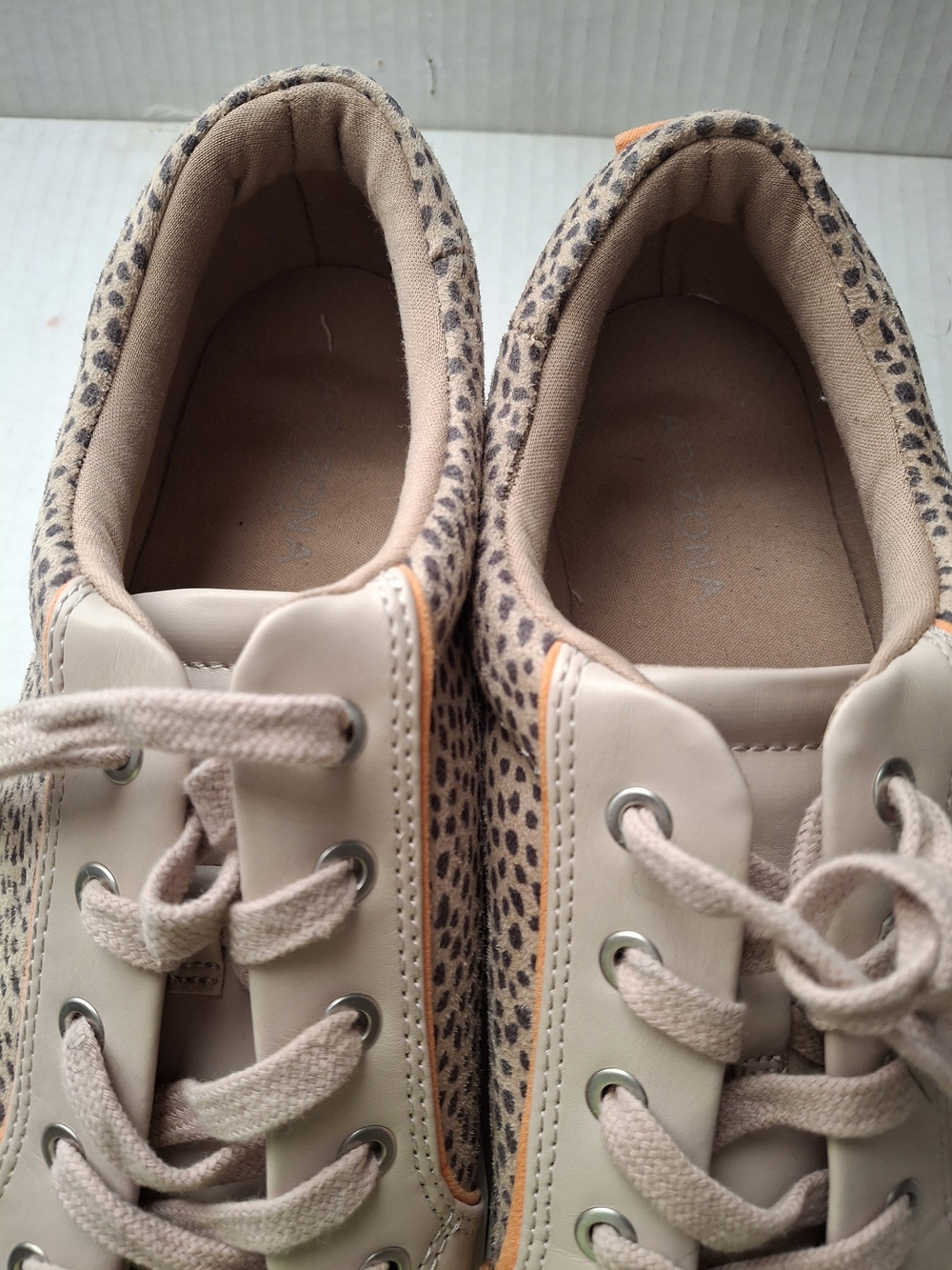 Arizona Jean Company Beige Leopard Print Sneakers